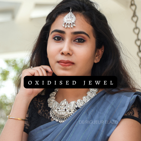 Stylish oxidized silver jewel